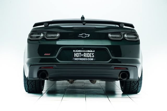 Used 2020 Chevrolet Camaro SS RWD image 16