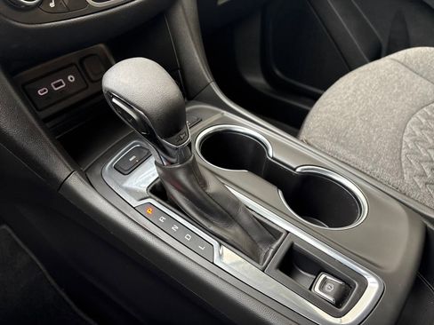 Used 2022 Chevrolet Equinox LT image 29