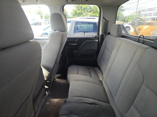 Used 2019 Chevrolet Silverado 1500 Custom w/ Custom Convenience Package AWD/4WD image 10