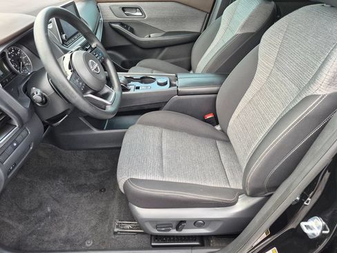 Used 2022 Nissan Rogue SV AWD/4WD image 11