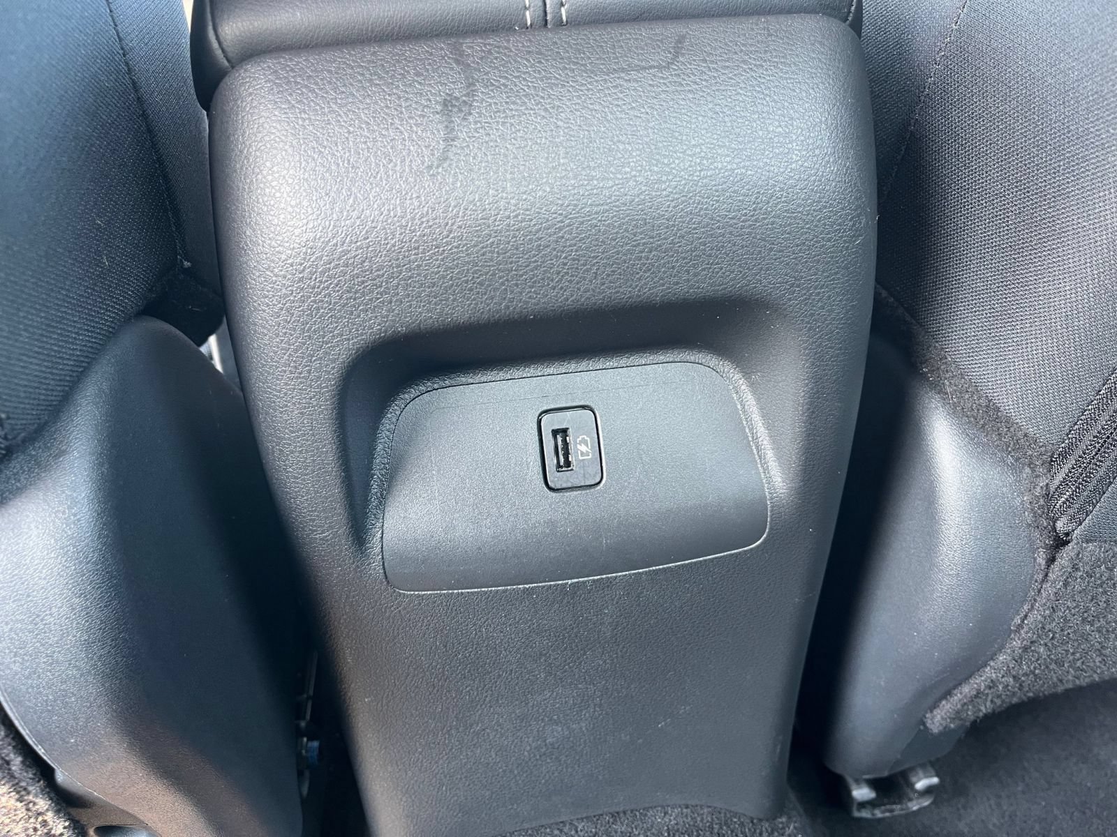 Used 2025 Nissan Sentra SV FWD image 22