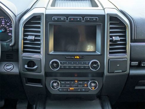 Used 2020 Ford Expedition XLT w/ Equipment Group 202A image 19