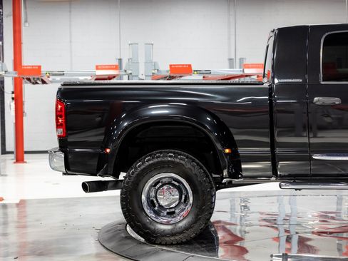 Used 2006 Dodge Ram 3500 Truck Laramie w/ Protection Group AWD/4WD image 25