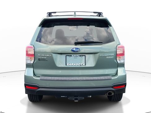 Used 2017 Subaru Forester 2.5i Limited AWD/4WD image 5