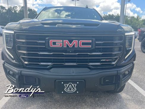 Used 2023 GMC Sierra 1500 AT4X AWD/4WD image 5