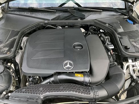 Used 2019 Mercedes-Benz C 300 Sedan image 31