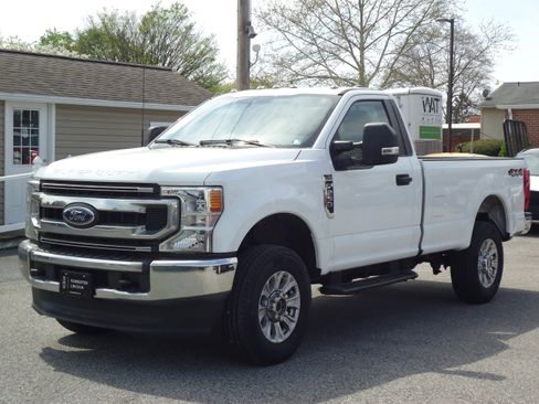 Used 2022 Ford F250 XL w/ STX Appearance Package image 7