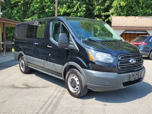 Used 2018 Ford Transit 150 130 Low Roof RWD image 8