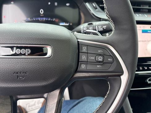 New 2026 Jeep Grand Cherokee L Limited AWD/4WD image 24