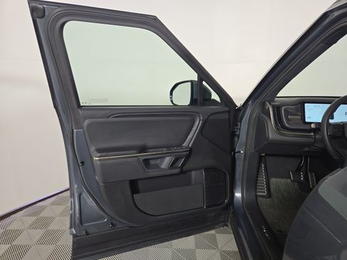 Used 2024 Rivian R1S Adventure AWD/4WD image 16