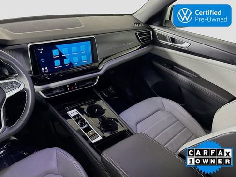 Used 2025 Volkswagen Atlas Cross Sport SEL image 24