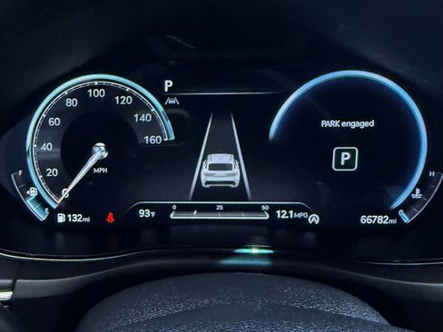 Used 2022 Genesis GV70 3.5T Sport w/ Sport Prestige Package AWD/4WD image 20