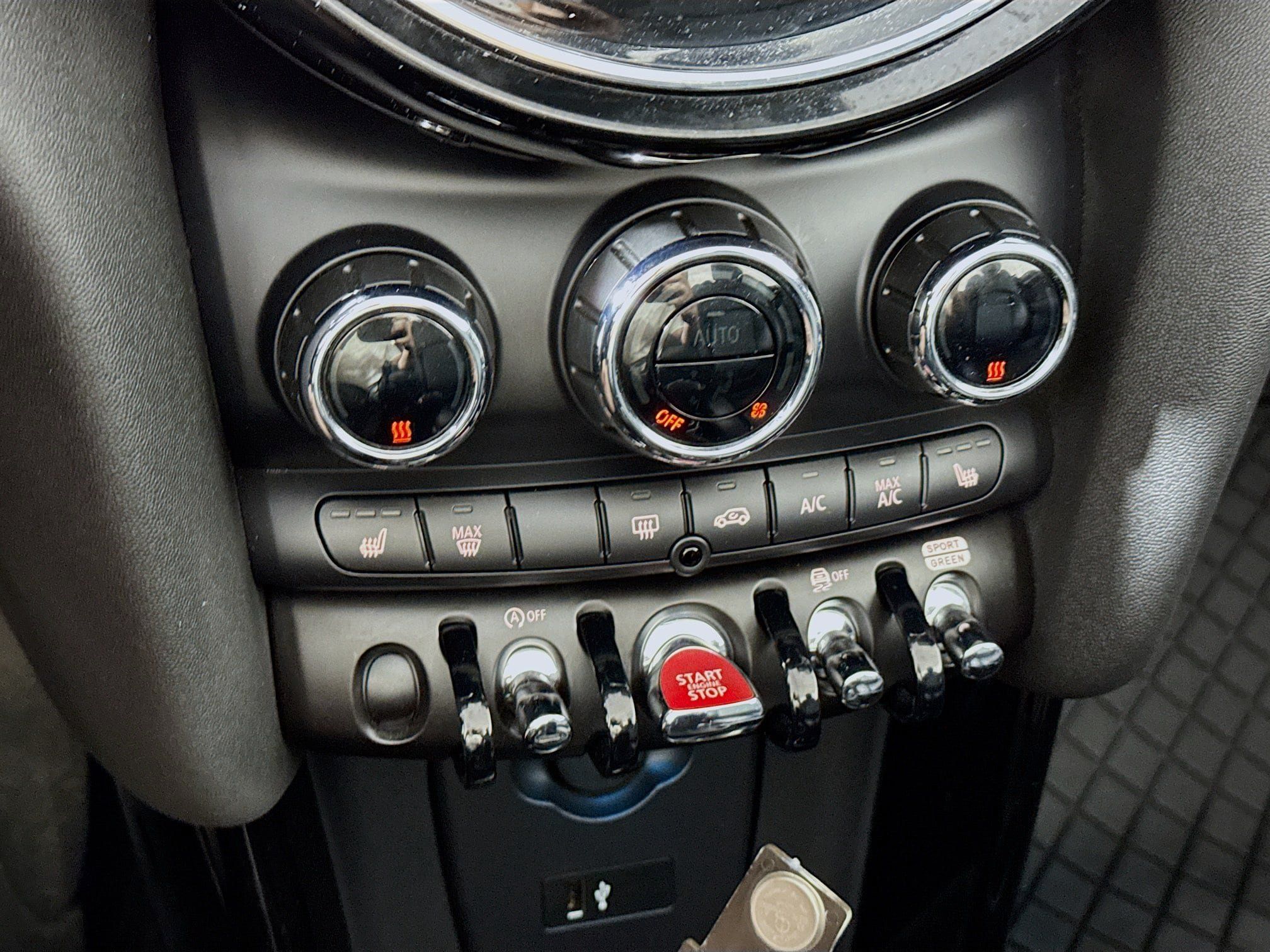 Used 2023 MINI Cooper S FWD image 17