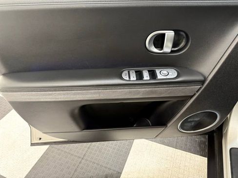 Used 2023 Hyundai Ioniq 5 SEL image 14