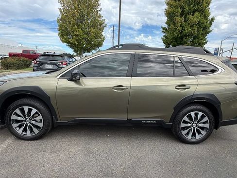 Used 2023 Subaru Outback Limited AWD/4WD image 7