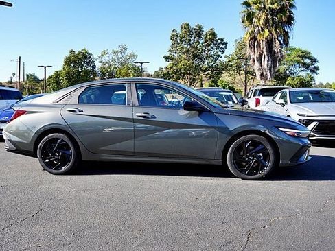 Certified 2026 Hyundai Elantra Sport FWD image 7