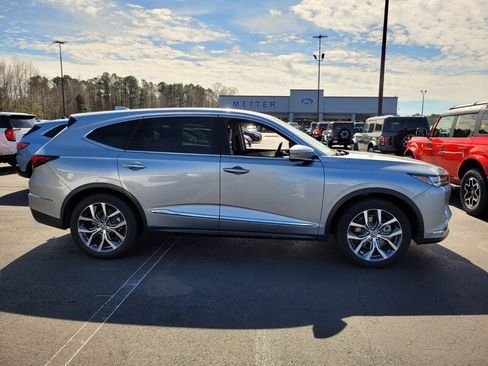 Used 2022 Acura MDX SH-AWD w/ Technology Package image 11
