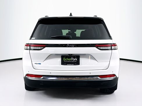 Used 2022 Jeep Grand Cherokee Limited 4xe w/ Luxury Tech Group II AWD/4WD image 7