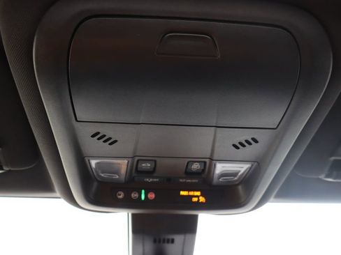 Used 2024 Chevrolet Equinox RS FWD image 14