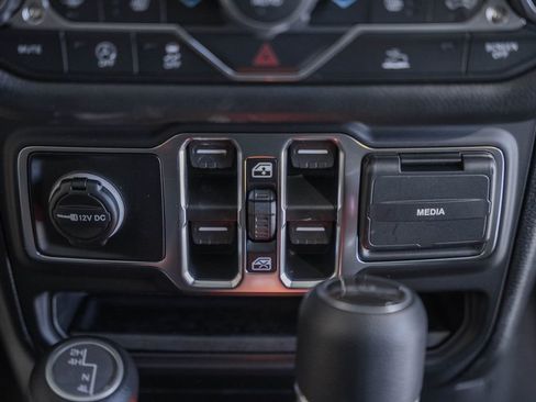 New 2026 Jeep Gladiator Sport image 24