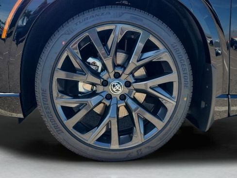 New 2026 Toyota Crown Signia AWD/4WD image 27