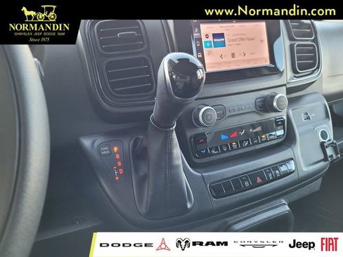 Used 2025 RAM ProMaster 1500 w/ Safety Group FWD image 12