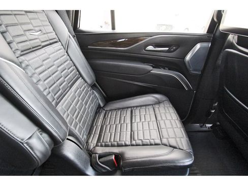 Certified 2024 Cadillac Escalade Sport Platinum AWD/4WD image 11
