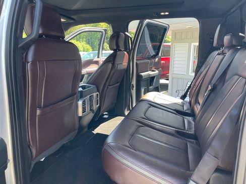 Used 2015 Ford F150 Platinum w/ Equipment Group 701A Luxury AWD/4WD image 26