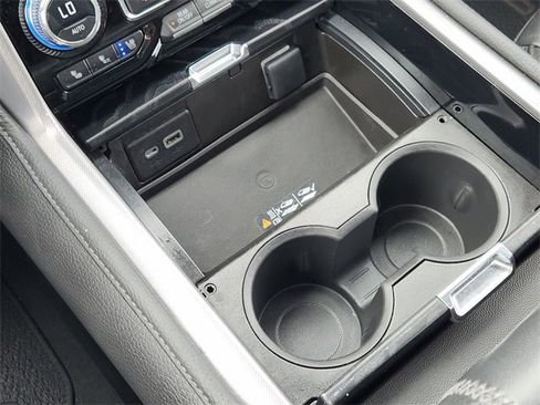 Used 2023 GMC Yukon Denali image 20