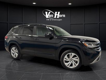 Used 2023 Volkswagen Atlas SE w/ Panoramic Sunroof Package