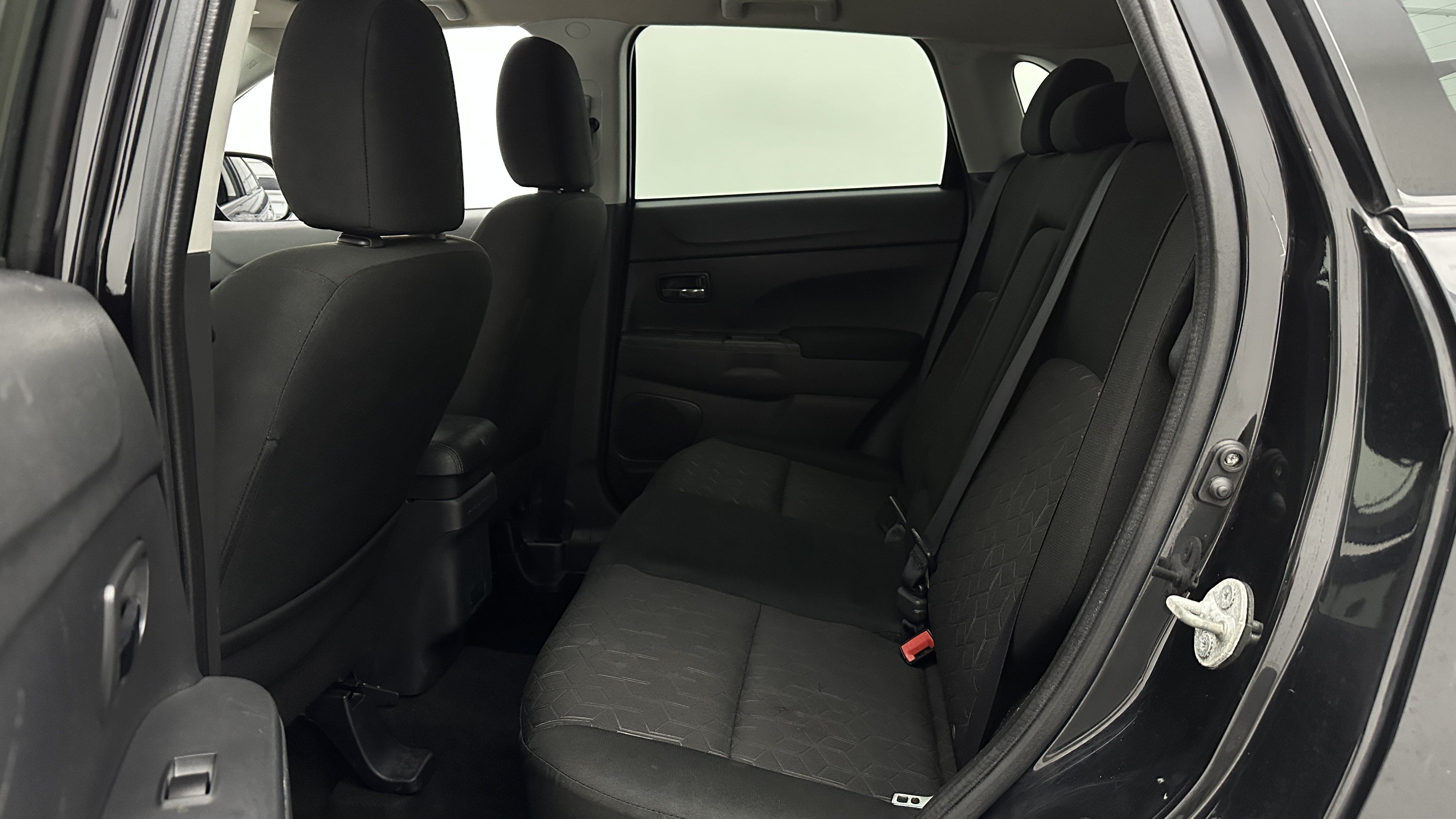 Used 2023 Mitsubishi Outlander Sport AWD image 23