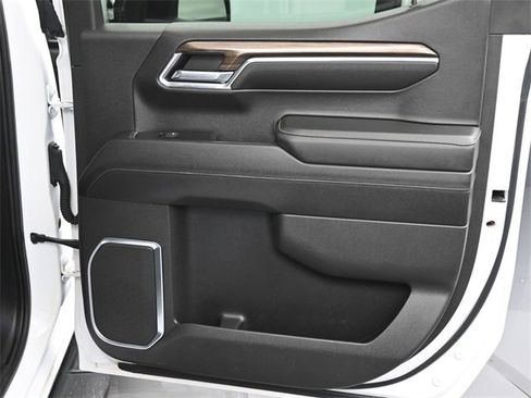 Used 2023 Chevrolet Silverado 1500 LT Trail Boss w/ Protection Package image 21