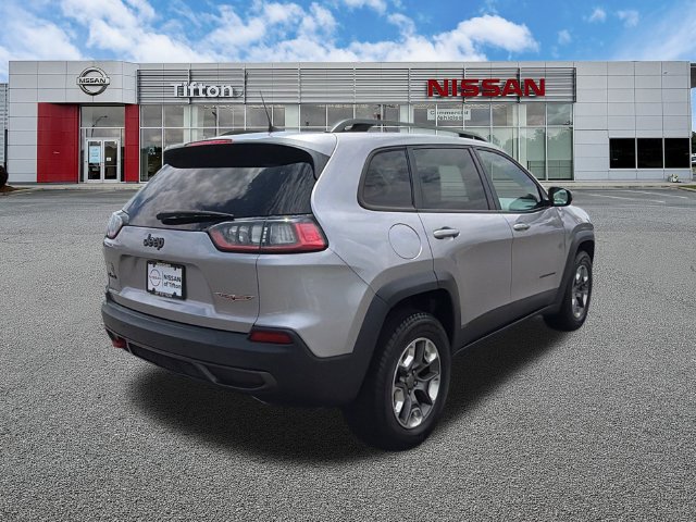 Used 2019 Jeep Cherokee Trailhawk w/ Cold Weather Group AWD/4WD image 7
