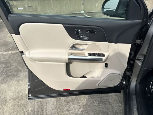 New 2026 Mercedes-Benz GLA 250 GLA 250 image 10