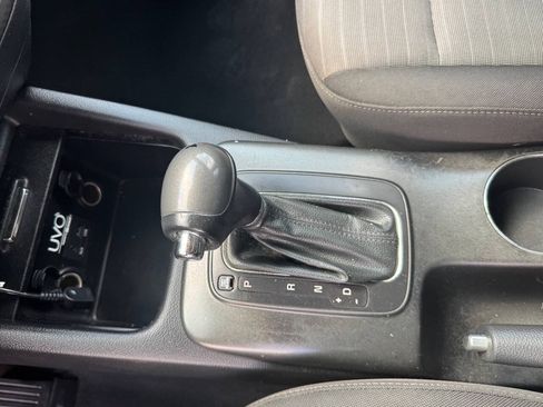 Used 2014 Kia Forte EX FWD image 17