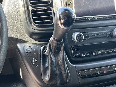 Used 2025 RAM ProMaster 2500 w/ Convenience Group FWD image 19