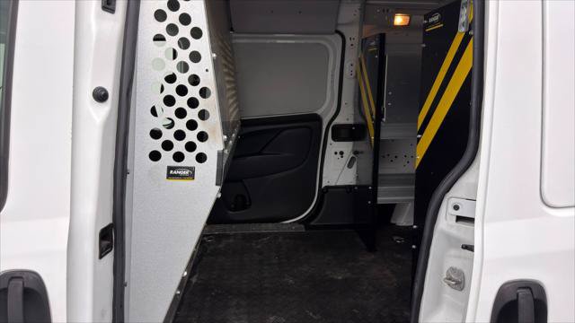 Used 2021 RAM ProMaster City Tradesman FWD image 16