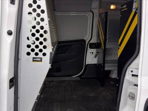 Used 2021 RAM ProMaster City Tradesman FWD image 16