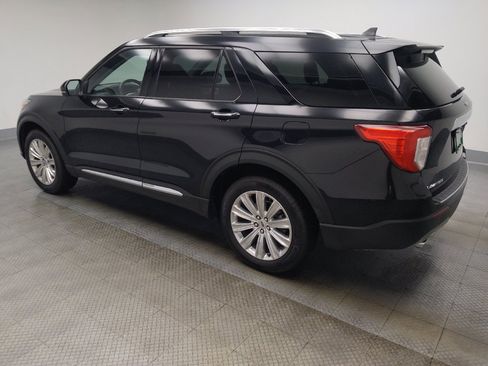 Used 2021 Ford Explorer Limited w/ Equipment Group 301A AWD/4WD image 3