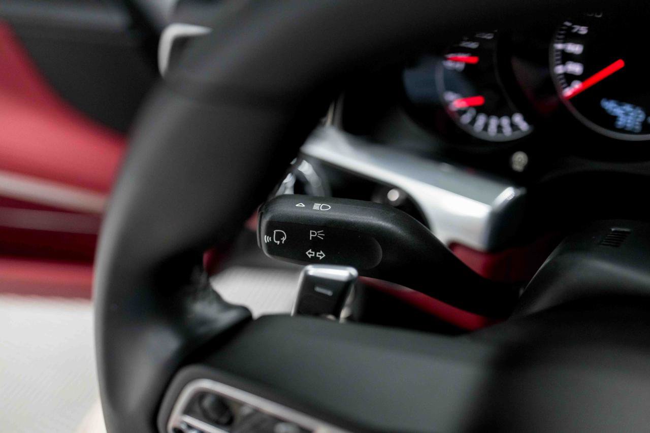 Used 2017 Porsche 911 4 Coupe AWD/4WD image 63