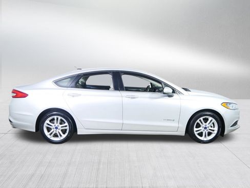 Used 2018 Ford Fusion S image 8