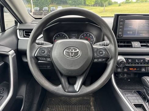 Used 2019 Toyota RAV4 XLE w/ Convenience Package AWD/4WD image 19