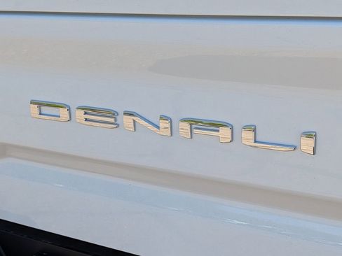 New 2026 GMC Sierra 3500 Denali w/ Denali Reserve Package AWD/4WD image 14
