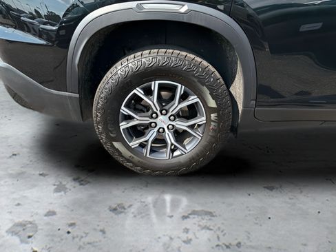 Used 2026 GMC Acadia AT4 w/ Luxury Package AWD/4WD image 11