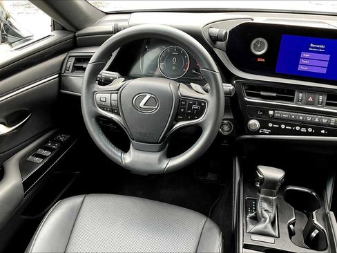 Used 2023 Lexus ES 350 image 5
