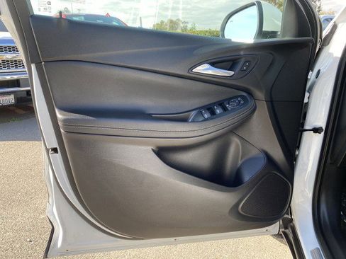 Used 2021 Buick Encore GX Select image 22