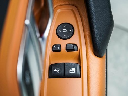 Used 2019 BMW Z4 sDrive30i w/ Premium Package image 36