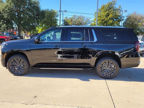 New 2026 Chevrolet Suburban LS w/ LPO, Dark Essentials Package image 2