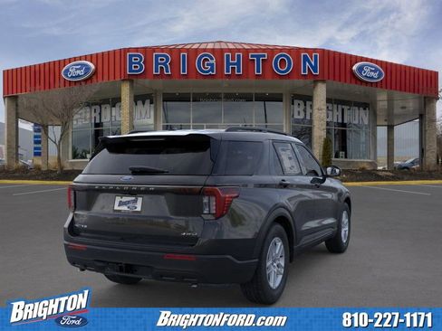 Used 2026 Ford Explorer Active image 7