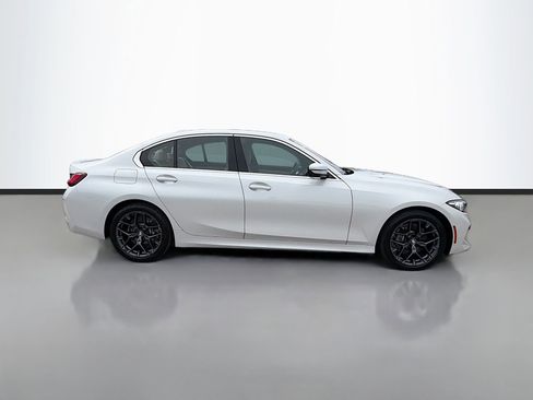 Certified 2025 BMW 330i Sedan image 3